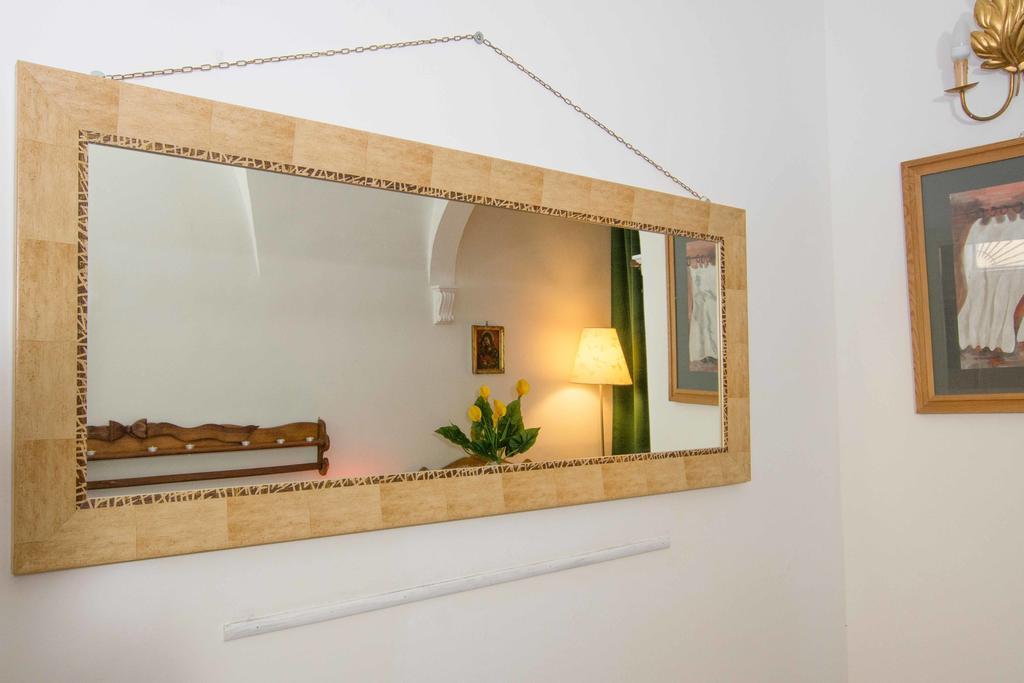 Quattro Cantoni R-Home Rom Zimmer foto